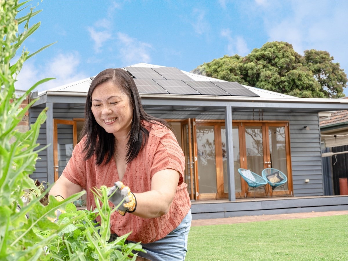 agl_ps_image_grandma_gardening-solar