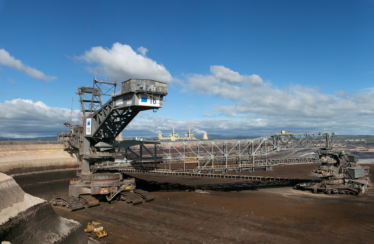 Photo of dredger in the Loy Yang mine